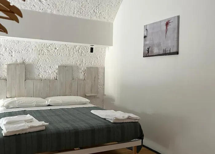 Bruni/casina